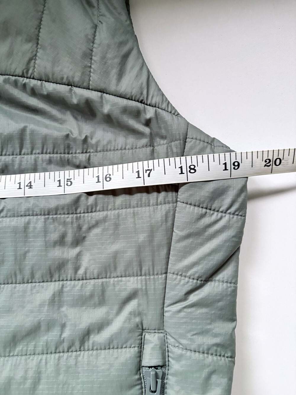 Fjallraven Expedition X-Latt Insulated Sage Green Puffer Vest Womens Small - Picture 9 of 13
